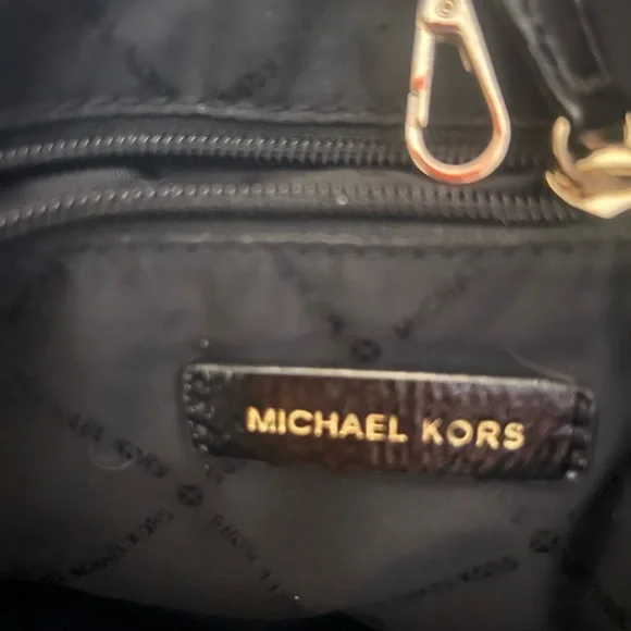 Michael Kors Black Textured Leather Tote 👜🖤. EUC! So beautiful!🤩 - Picture 4 of 7